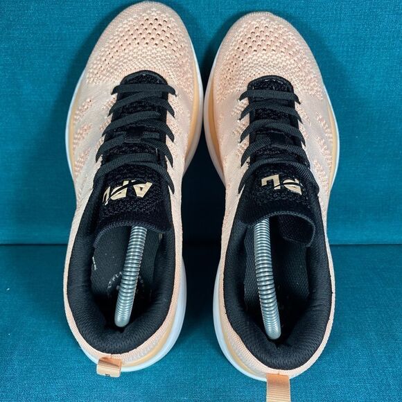 Size 10 - Women’s APL Pink Running shoes - Picture 7 of 9